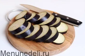 Кабачки і баклажани запечені в духовці з сиром - рецепт з покроковими фото (що приготувати на обід і вечеря) Кабачки і баклажани запечені в духовці з сиром - рецепт з покроковими фото