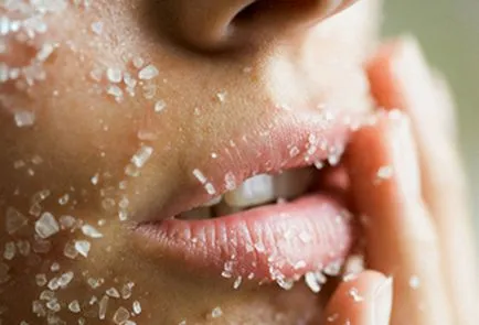 Как да се почисти лицето у дома с помощта на натурална козметика