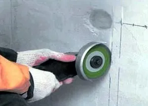 Hogyan kell helyesen telepíteni a kivezető a betonfal