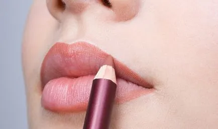 Cum să picteze în mod corect și frumos buzele cu un creion Foto & Video, ladybe