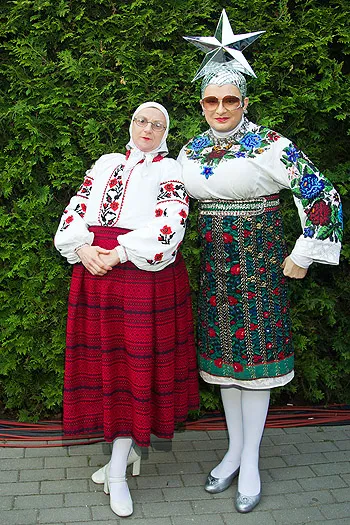 Як зробити костюм перевірки Сердючки своїми руками фото (перевірки) Як зробити костюм перевірки Сердючки своїми руками фото