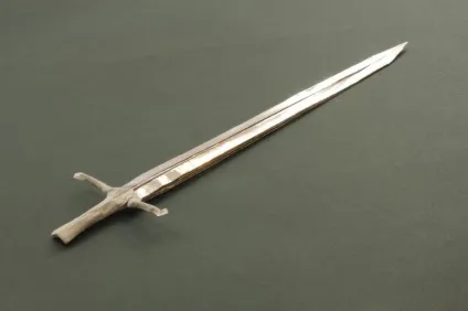 Як зробити меч з паперу, кульки, дерева, картону - дерев'яний світловий алмазний лазерний паперовий