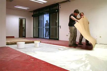 Как да се линолеум върху бетон етаж - полагане на линолеум на пода