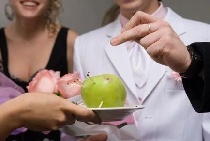 Cum de a alege un tamada la o nunta (care duce la nunta), ce întrebări să ceară, la o întâlnire Toastmasters ca