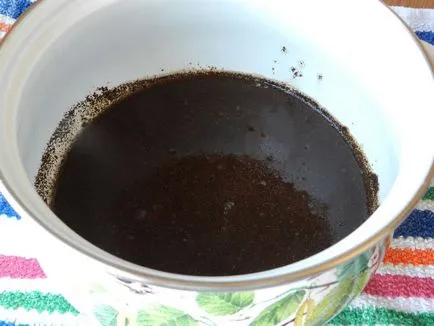 Cum de a Brew de cafea într-o oală de reteta de cafea într-o cratiță pe aragaz