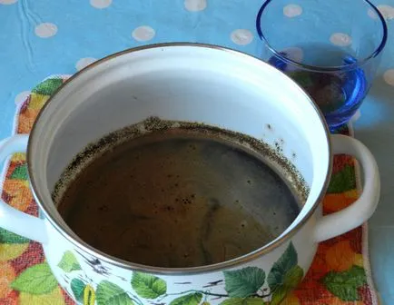 Cum de a Brew de cafea într-o oală de reteta de cafea într-o cratiță pe aragaz