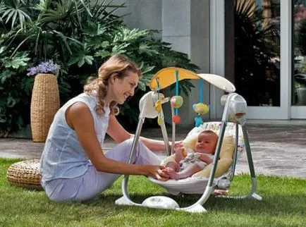 Люлеещ се стол за бебе