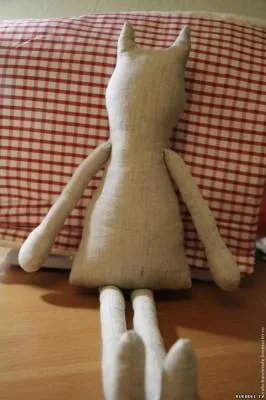 Doll hullámvonal - egy macska, a mester osztályt a Pattern - Tilde baba - szövetből és fonalból - cikkek Directory