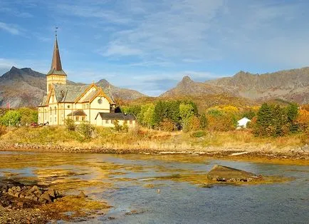 Lofoten-szigetek - Travel Guide, fotók, épületek