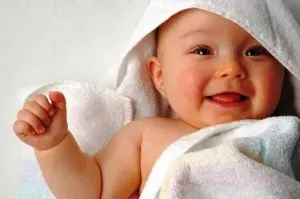 A fejlesztés az újszülött hét a testi és lelki fejlődését babák az első 28 nap