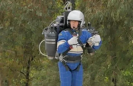 Jetpack primul zbor de succes, cu o aterizare lină a avut loc