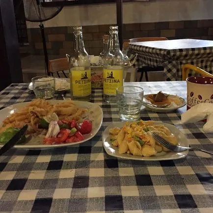 Retsina - bere, vin, alte băuturi și alimente delicioase