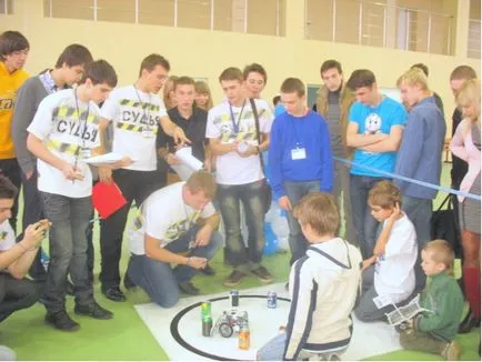 Роботика новаците Smurov Матей, 9 години