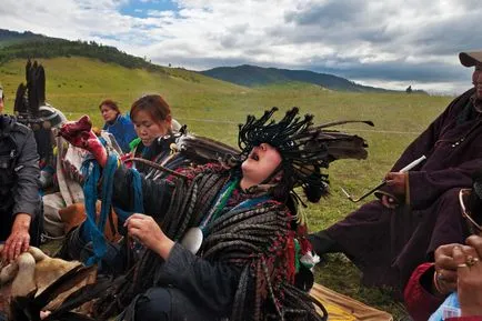 Шаманските заболяване - тежък парфюм подарък - новини Монголия, Бурятия, Калмикия, Тува