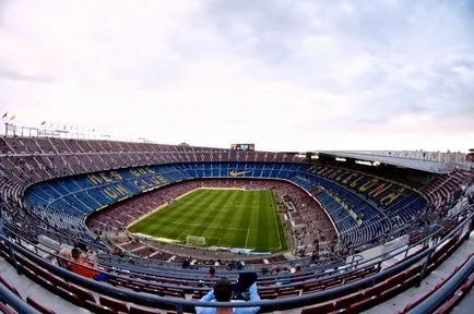 Stadionul Camp Nou din Barcelona, ​​fotografii, gradul de ocupare