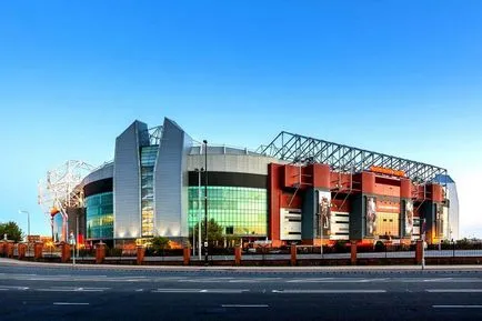 Old Trafford stadion építése, leírás, fotó