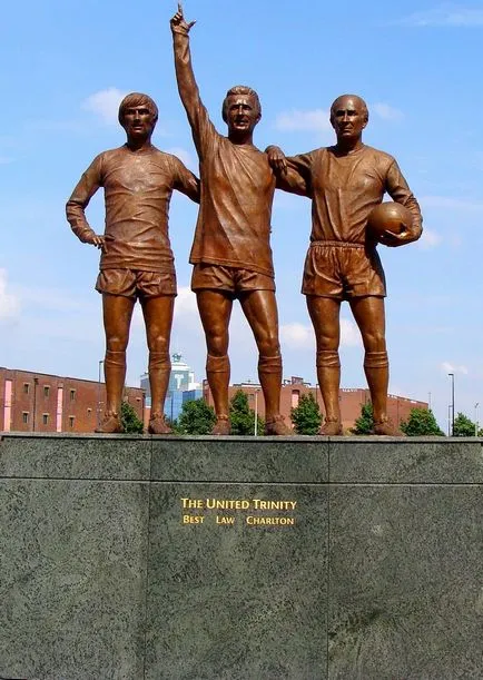 Old Trafford stadion építése, leírás, fotó