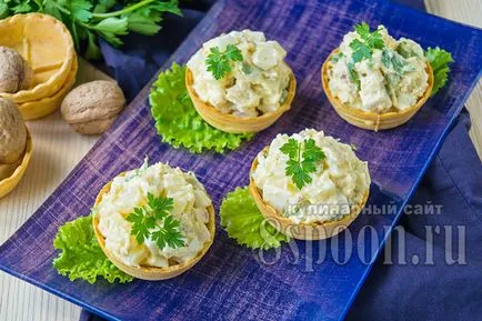 Tartlets с ананас и пиле