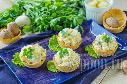 Tartlets с ананас и пиле