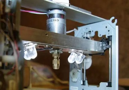 Mașină de găurit pentru plăci cu circuite imprimate, cu propriile lor mâini