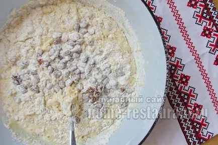 Túró húsvéti sütemény recept képpel - hazai étteremben