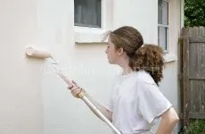 Як закрити діру в стіні