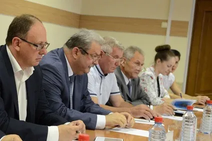 Як лікар він чудово розумів, що з ним відбувається »(відмінно) Як лікар він чудово розумів, що з ним відбувається »