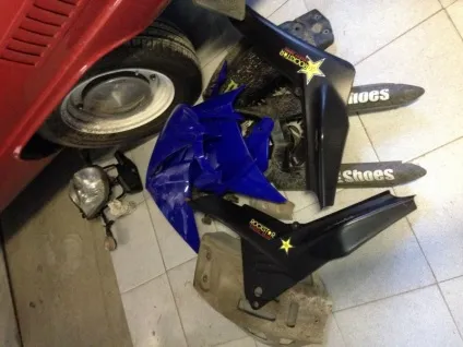 Як я вирішив перефарбувати свій мотоцикл! (Xt660x) Як я вирішив перефарбувати свій мотоцикл!