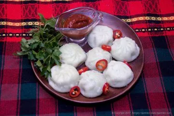 Khinkali - кавказки шедьовър с мляно месо, подправки и билки