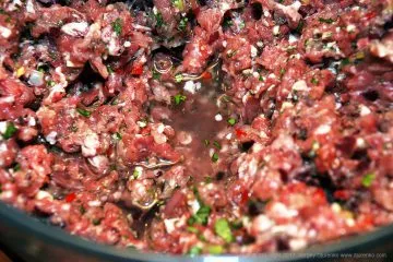 Khinkali - kaukázusi remekmű darált hússal, fűszerek és gyógynövények