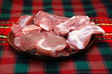 Khinkali - capodopera caucaziană cu carne tocată, condimente și ierburi