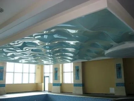 3D mennyezetek 4 kiviteli alakja egy surround teret illúziót