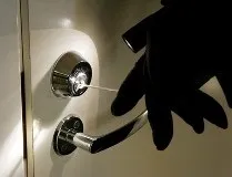 Як захиститися від квартирних злодіїв - квартира як середовище існування