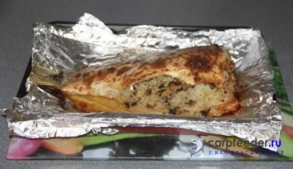 Короп, запечений в духовці з рисом