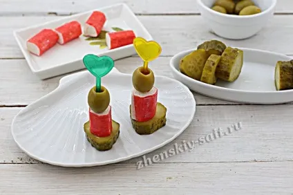 Канапе на святковий стіл, рецепти з фото в домашніх умовах (святковий) Канапе на святковий стіл, рецепти з фото в домашніх умовах