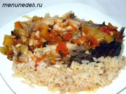Короп запечений в духовці з рисом і овочами (рецепти повсякденні) Короп запечений в духовці з рисом і овочами