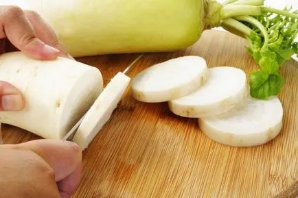 Daikon ültetési ideje a nyílt terepen, vyrschivanie hogyan kell tartani hasznos tulajdonságok, retek fajták