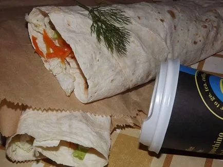 Acasă shawarma în lipie cu cârnați - reteta cu fotografii