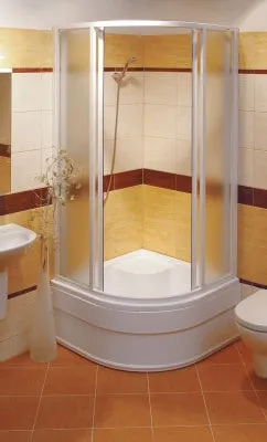 Душ или вана в малка баня е по-добре да се инсталира