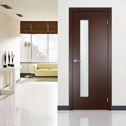 Uși wenge în interior cu sticlă și metal exterior, laminat, PVC,