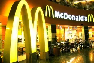 Franchise „McDonald„s megszerzése bonyolult és követelmények