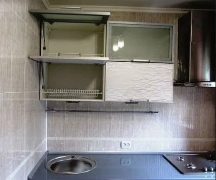 gaz lift si copertine reglabile pentru instalarea de dulapuri de bucătărie cu mâinile lor video