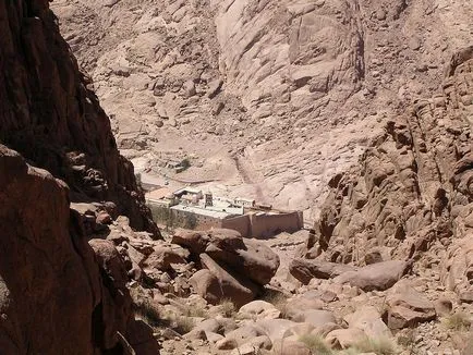 Mount Sinai és a koordinátákat a fénykép, mit kell látni, és hol van a Mount Sinai