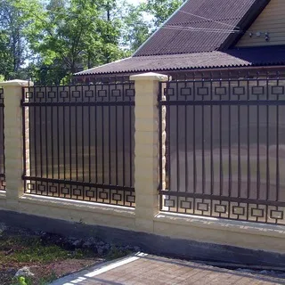 Комбіновані паркани для дачі фото дерев'яних та інших огорож, етапи будівництва своїми (комбіновані) Комбіновані паркани для дачі фото дерев'яних та інших огорож, етапи будівництва своїми