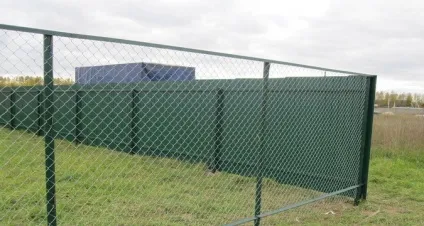 Комбіновані паркани для дачі фото дерев'яних та інших огорож, етапи будівництва своїми (паркани) Комбіновані паркани для дачі фото дерев'яних та інших огорож, етапи будівництва своїми