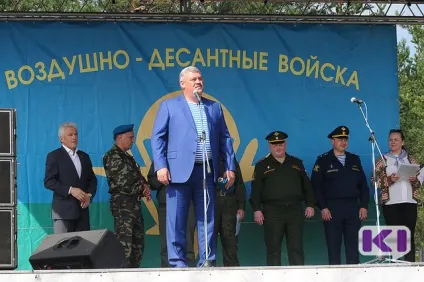 Коміінформу, глава комі привітав - крилатий братство - з днем повітряно-десантних військ (народний кореспондент) Коміінформу, глава комі привітав - крилатий братство - з днем повітряно-десантних військ