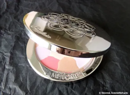 Компактна пудра для досконалого сяйва guerlain meteorites compact light-revealing powder в (весняна колекція 2015) Компактна пудра для досконалого сяйва guerlain meteorites compact light-revealing powder в