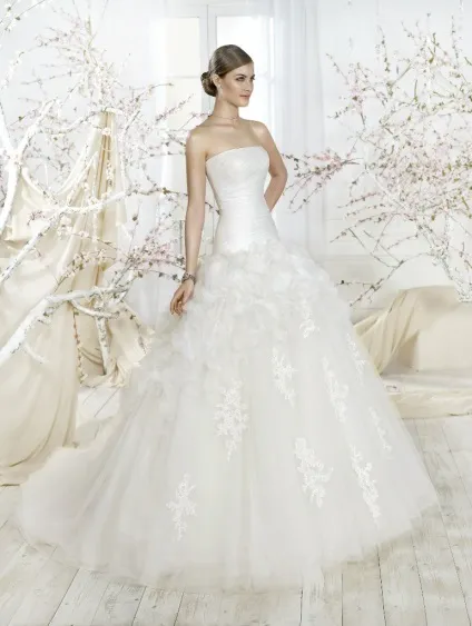 Колекція весільних плаття від fara sposa з рубрики колекції весільних суконь - свадьбаліст все про