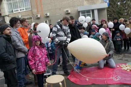 Ahogy elindította a meteorológiai léggömb az Urál