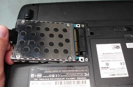 Cum de a conecta un hard-disk la un laptop